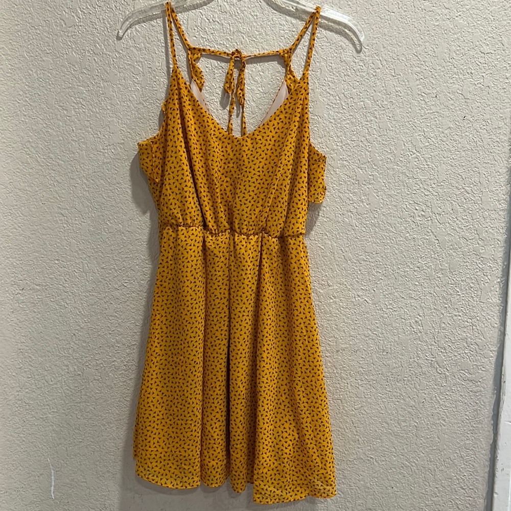 dna Couture Woman’s Mustard Color Dress, Size S
